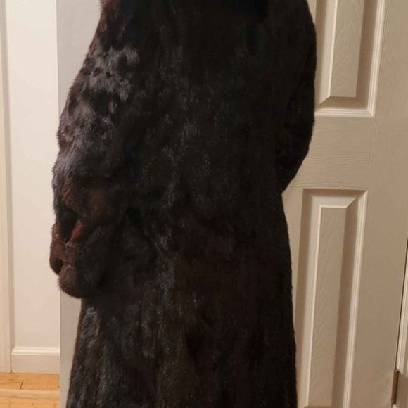 Genuine Mink Fur Coat - Picture 2 of 5